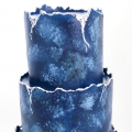 Весільний торт темно-синій